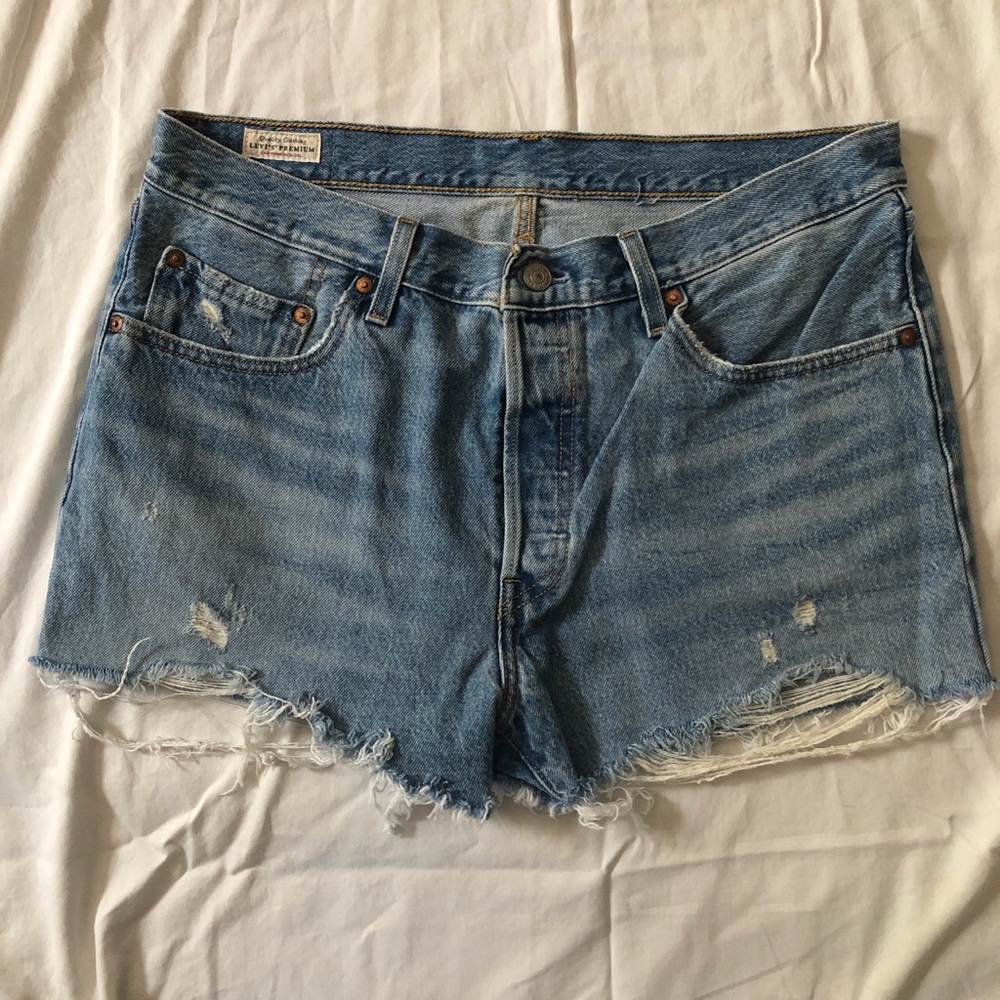 Levi’s 501 denim shorts size 32